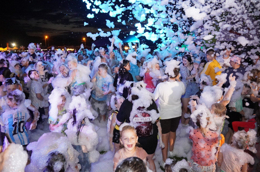 Sękowa. Artyści Życia II. Weekend i piana party (18.08.)