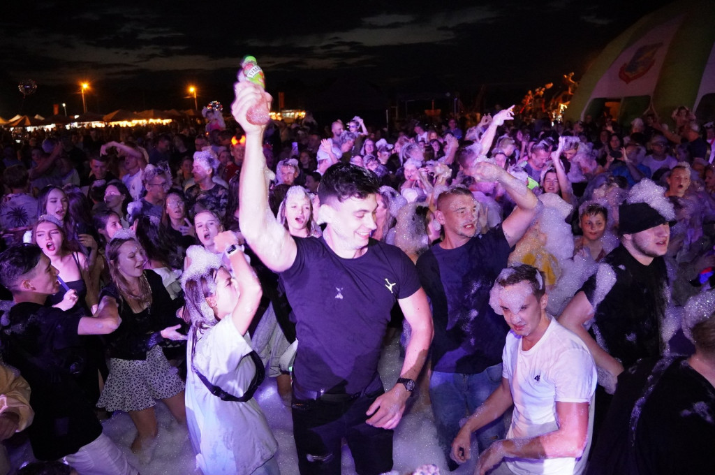 Sękowa. Artyści Życia II. Weekend i piana party (18.08.)