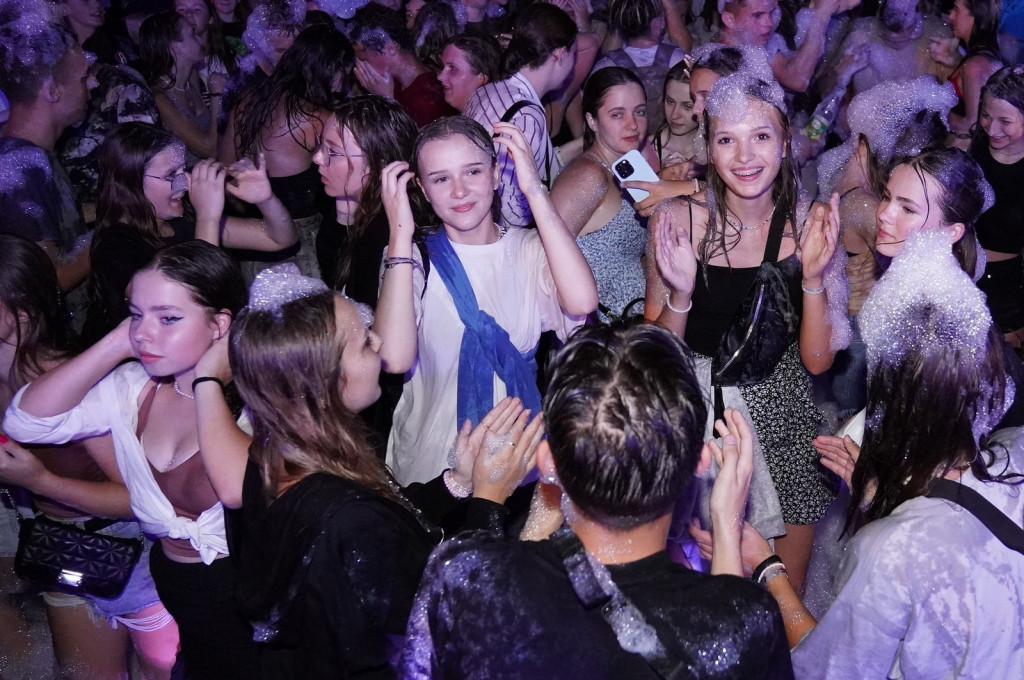 Sękowa. Artyści Życia II. Weekend i piana party (18.08.)