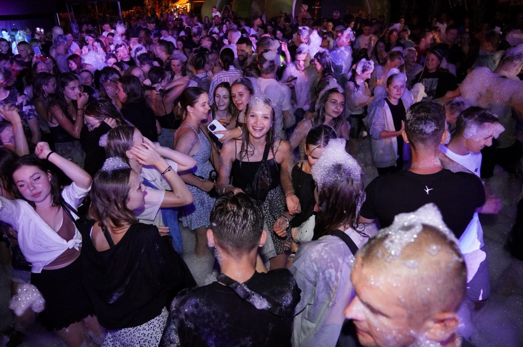 Sękowa. Artyści Życia II. Weekend i piana party (18.08.)