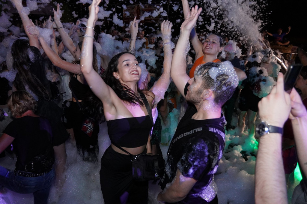 Sękowa. Artyści Życia II. Weekend i piana party (18.08.)
