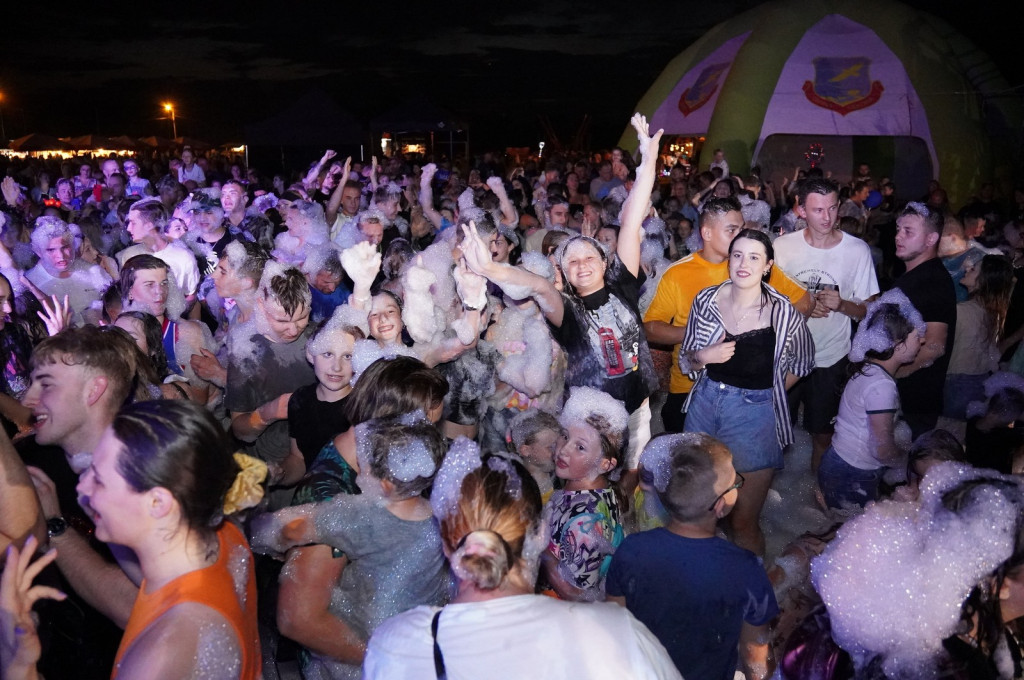 Sękowa. Artyści Życia II. Weekend i piana party (18.08.)