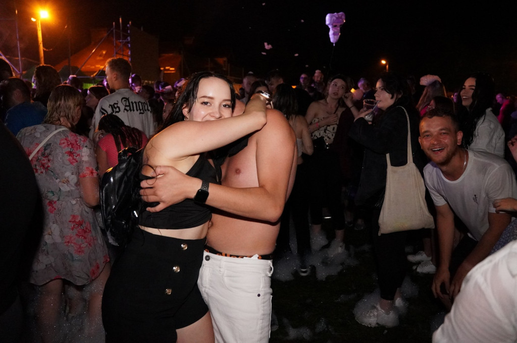 Sękowa. Artyści Życia II. Weekend i piana party (18.08.)