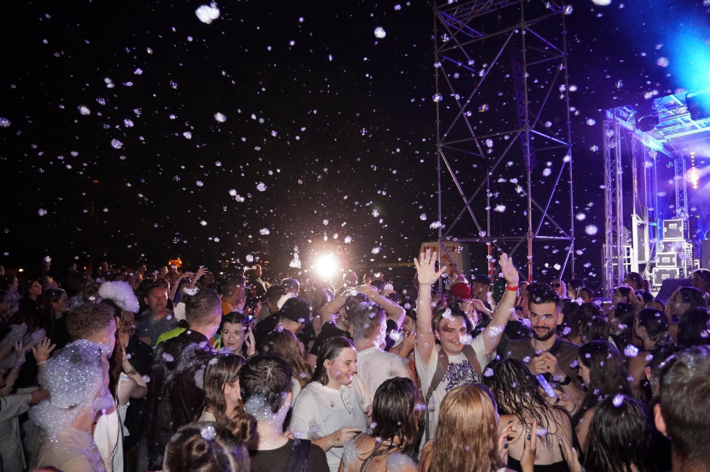 Sękowa. Artyści Życia II. Weekend i piana party (18.08.)