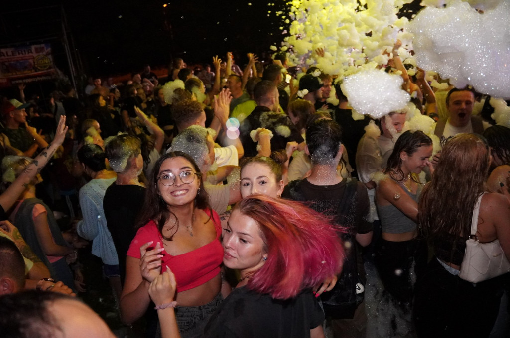 Sękowa. Artyści Życia II. Weekend i piana party (18.08.)