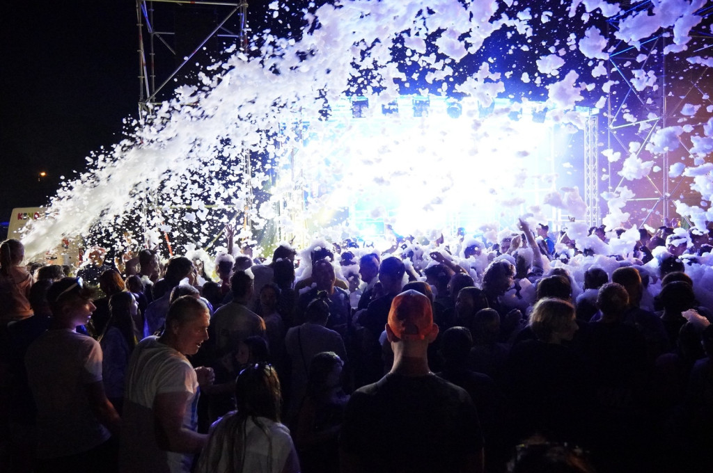 Sękowa. Artyści Życia II. Weekend i piana party (18.08.)