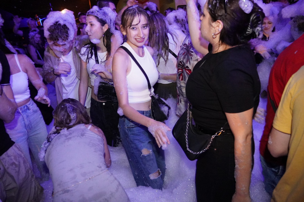Sękowa. Artyści Życia II. Weekend i piana party (18.08.)