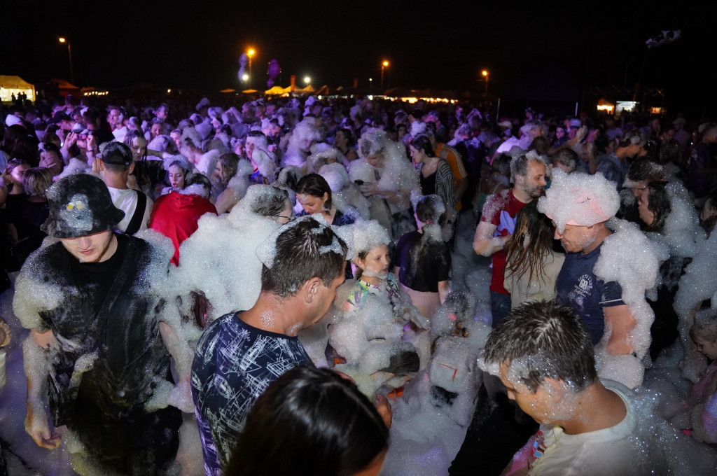 Sękowa. Artyści Życia II. Weekend i piana party (18.08.)