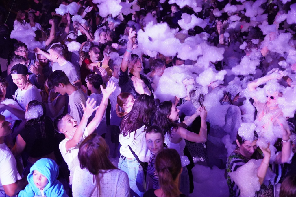 Sękowa. Artyści Życia II. Weekend i piana party (18.08.)