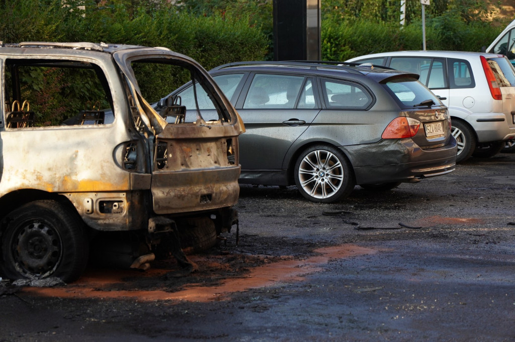 Gorlice. Pożar samochodów przy ul. Kościuszki (19.08.)