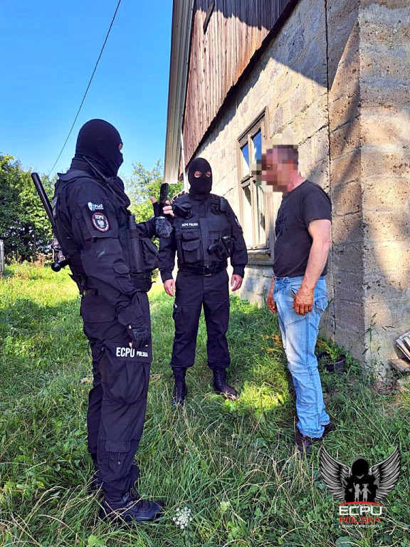 Zatrzymanie podejrzanych o pedofilię (20.08.)