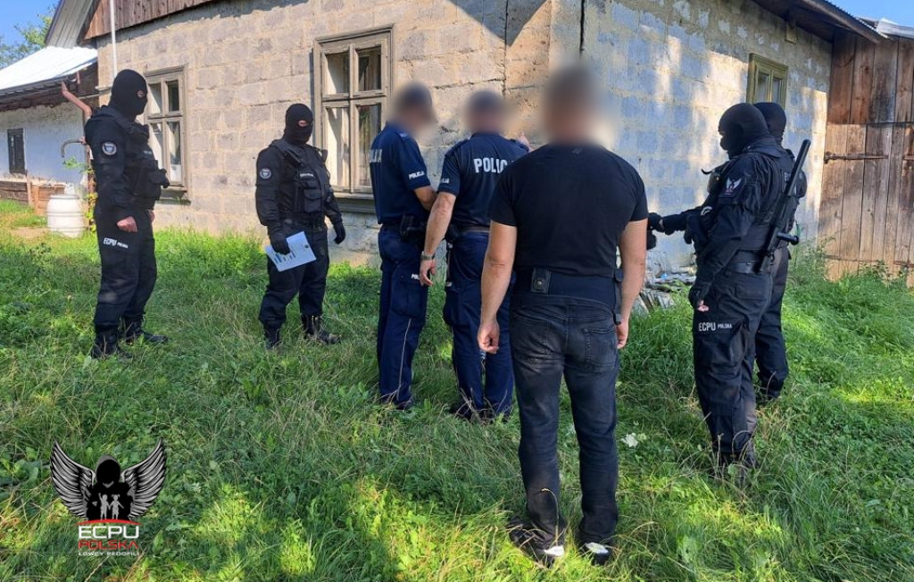 Zatrzymanie podejrzanych o pedofilię (20.08.)