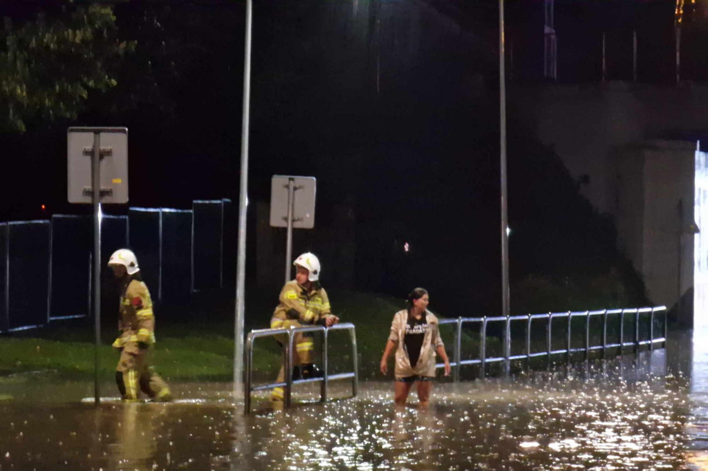Podtopiony Grybów. DK28 nieprzejezdna (30.08.)