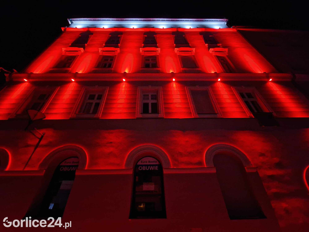 Gorlicki Rynek w barwach narodowych (03.09.)