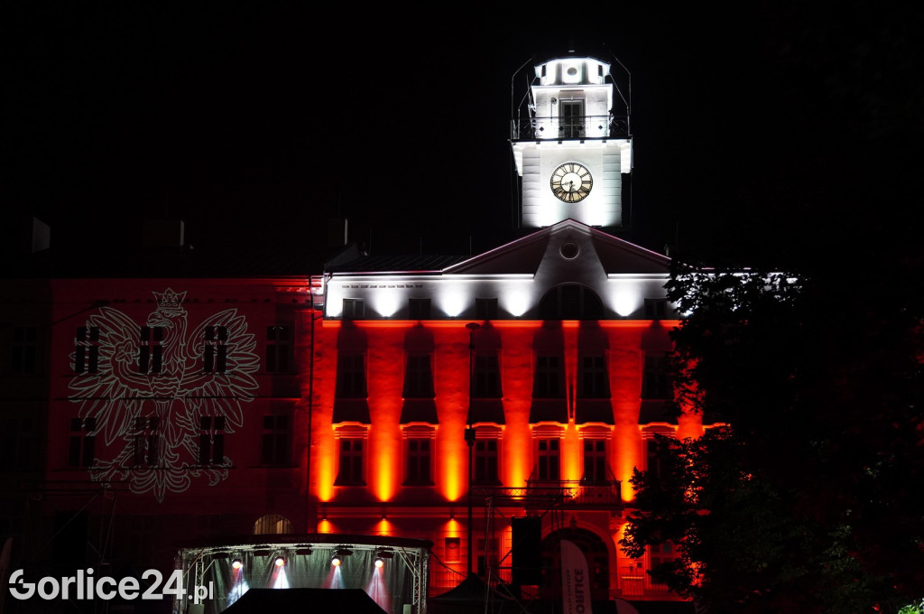 Gorlicki Rynek w barwach narodowych (03.09.)
