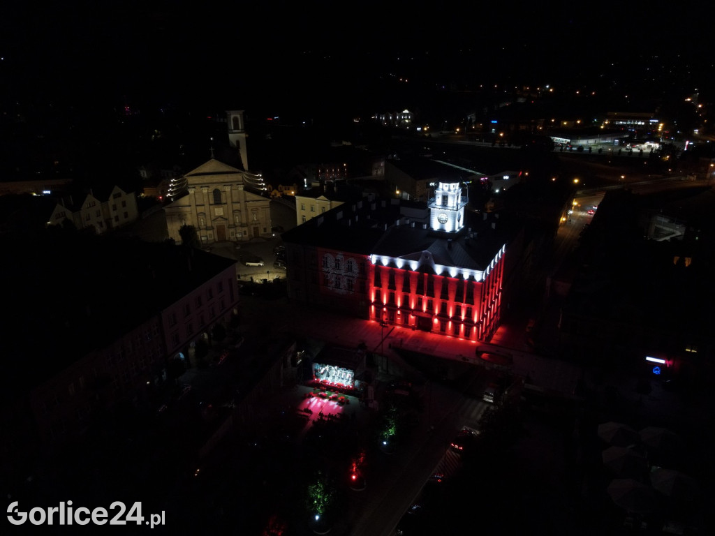 Gorlicki Rynek w barwach narodowych (03.09.)
