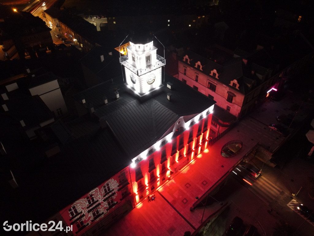 Gorlicki Rynek w barwach narodowych (03.09.)