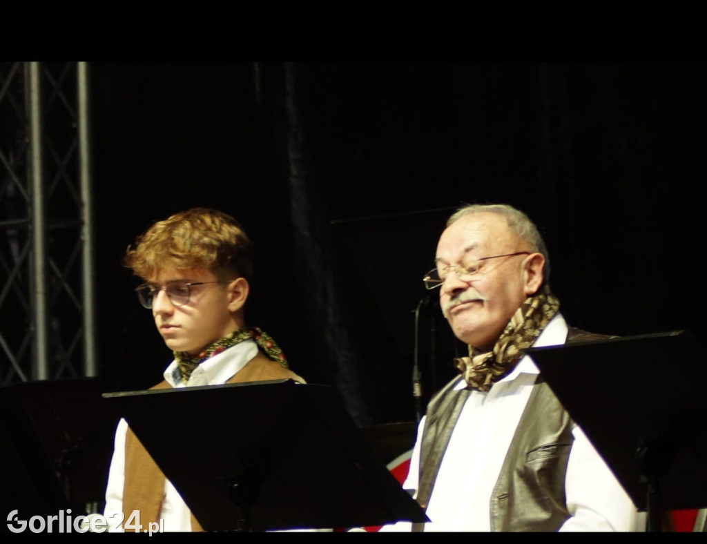 Gorlicki Rynek w barwach narodowych (03.09.)