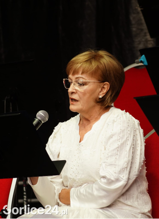 Gorlicki Rynek w barwach narodowych (03.09.)