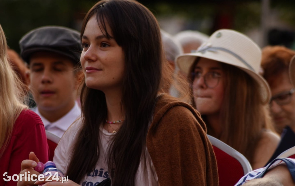 Gorlicki Rynek w barwach narodowych (03.09.)