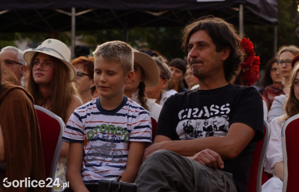 Gorlicki Rynek w barwach narodowych (03.09.)