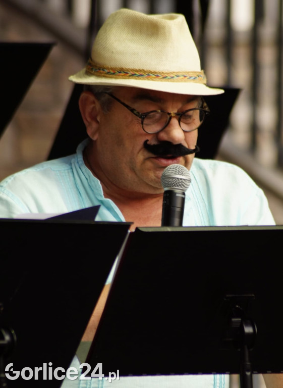 Gorlicki Rynek w barwach narodowych (03.09.)