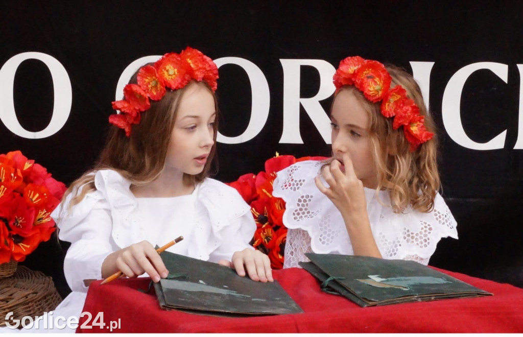 Gorlicki Rynek w barwach narodowych (03.09.)