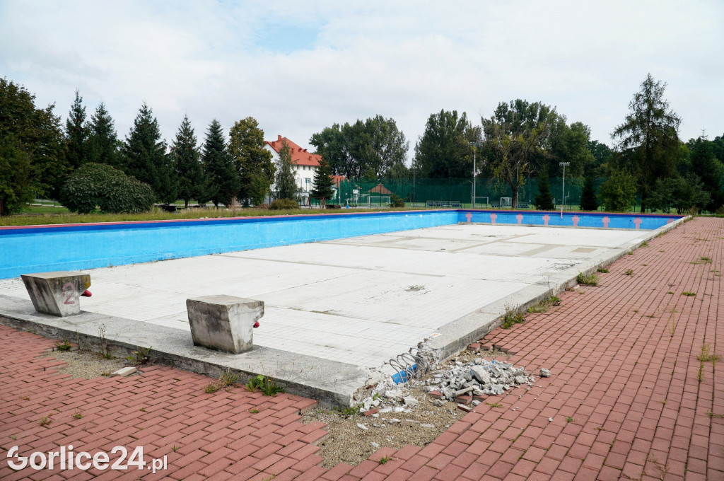 Trwa przebudowa otwartego basenu (04.09.)