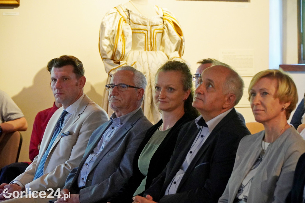 Wystawa skarbów drewnianej architektury sakralnej