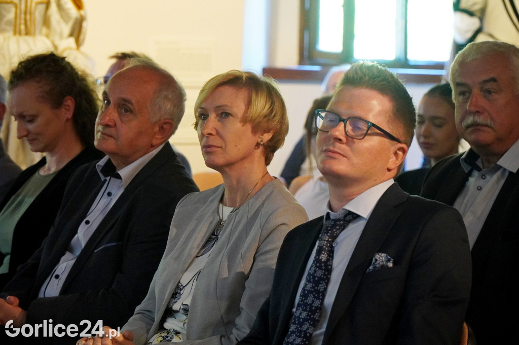 Wystawa skarbów drewnianej architektury sakralnej