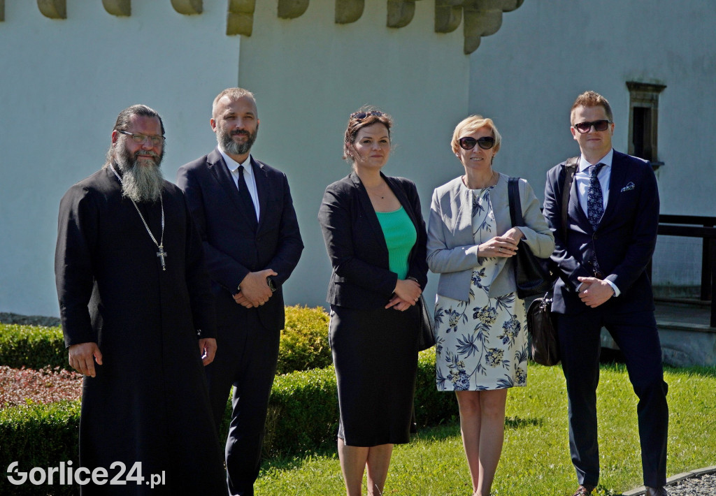 Wystawa skarbów drewnianej architektury sakralnej