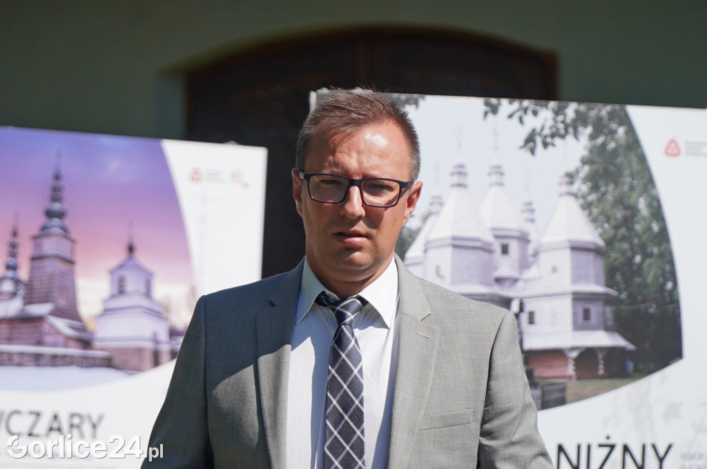 Wystawa skarbów drewnianej architektury sakralnej