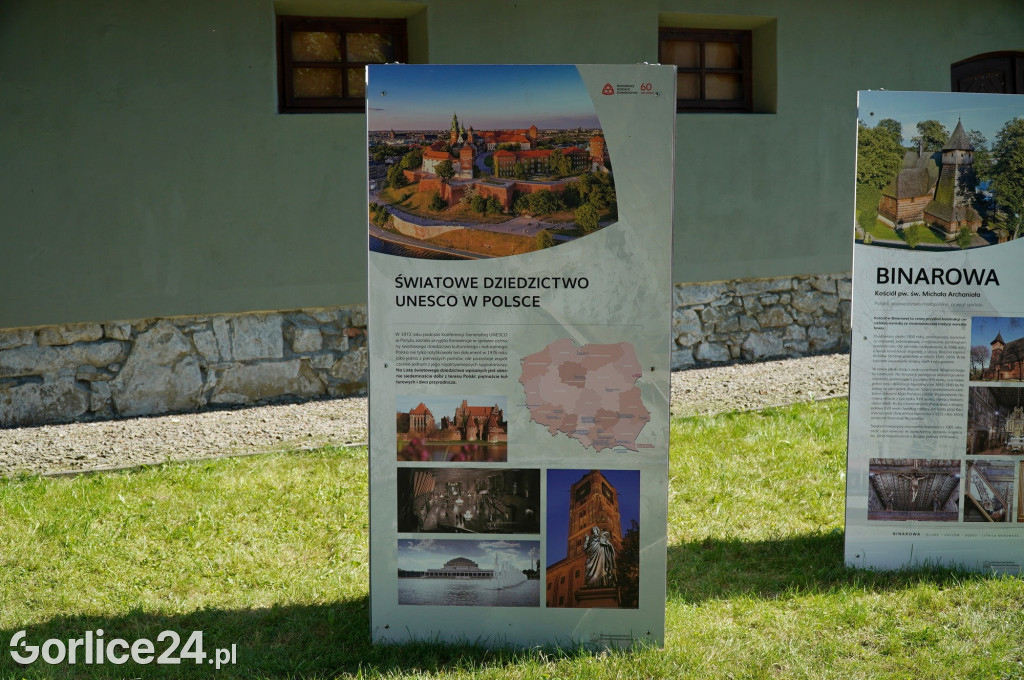 Wystawa skarbów drewnianej architektury sakralnej