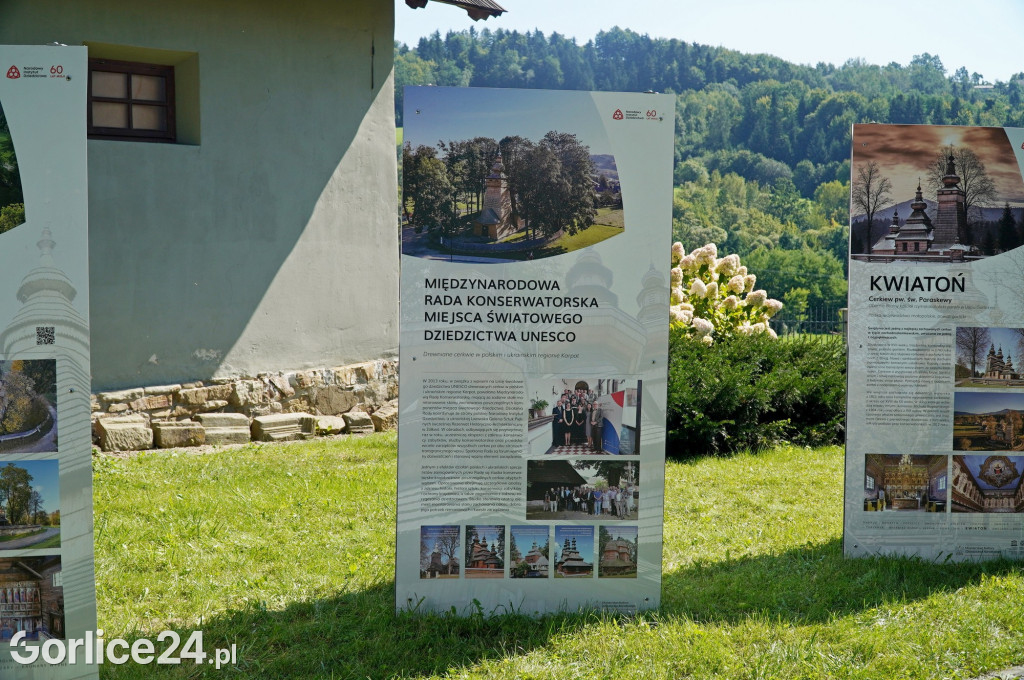 Wystawa skarbów drewnianej architektury sakralnej