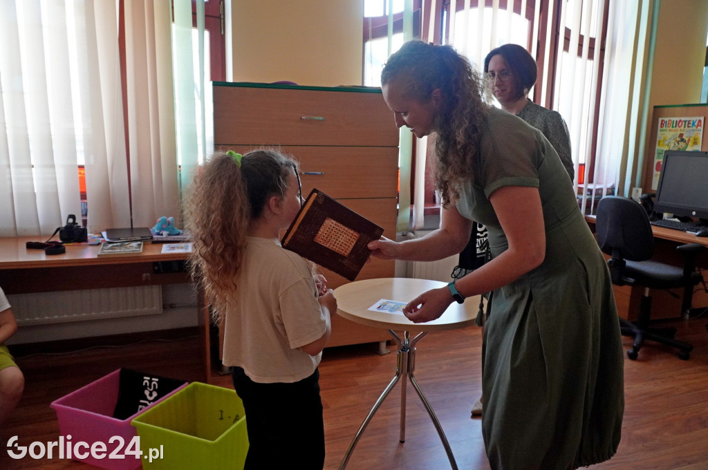 Pasowanie w Bibliotece Miejskiej Gorlice 18.09