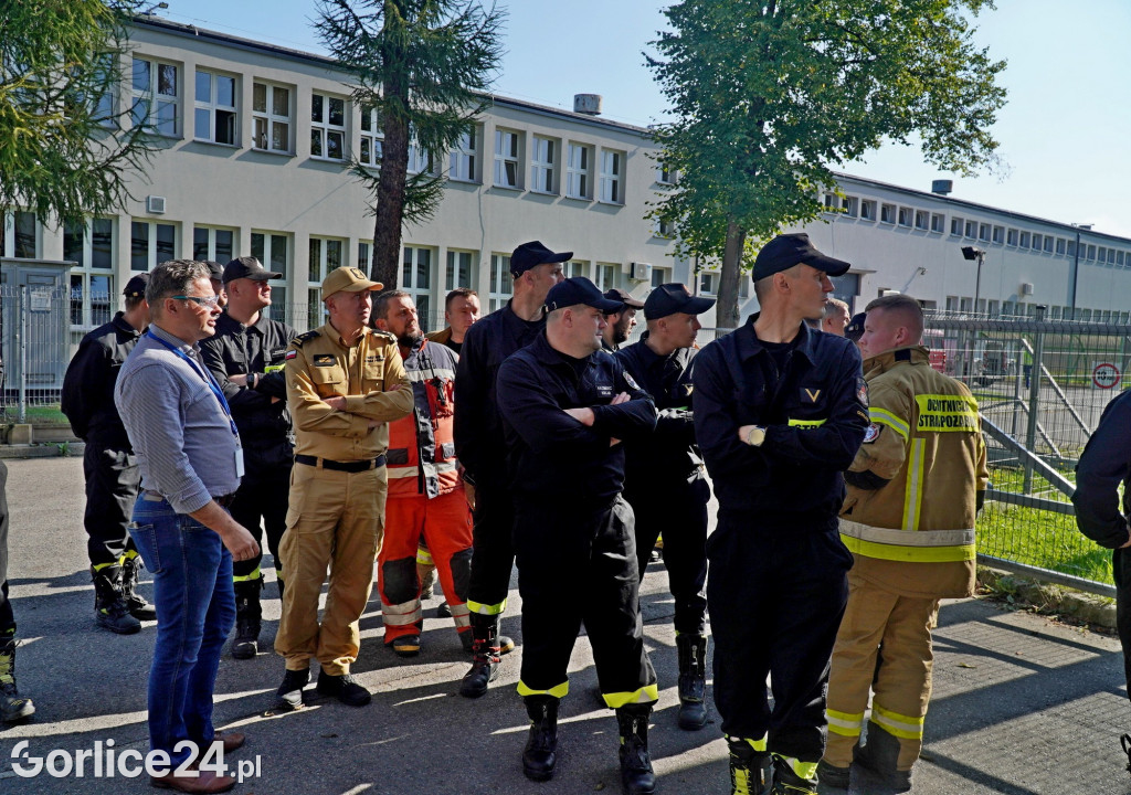 Szkolenia strażaków na terenie NiUW w Gliniku