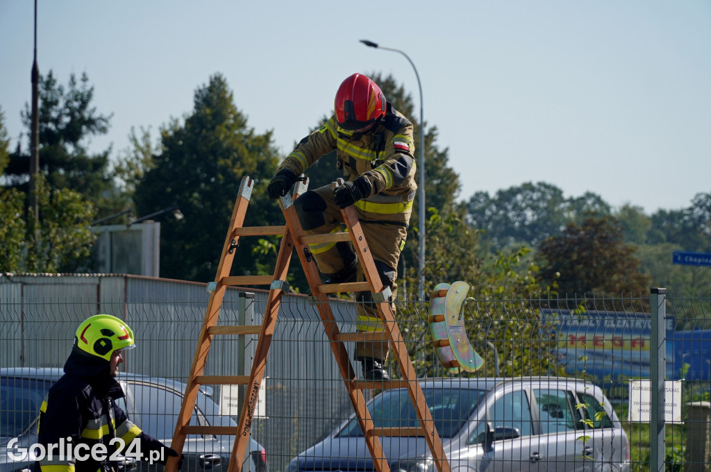 Szkolenia strażaków na terenie NiUW w Gliniku