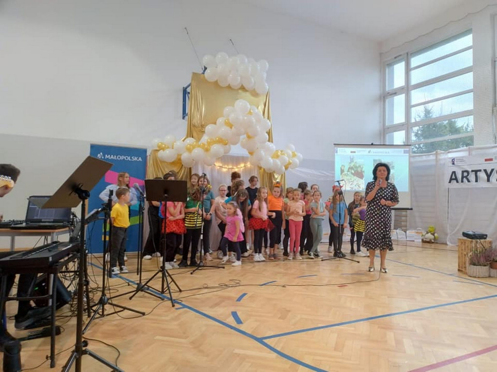 Podsumowanie projektu Artyści Życia II w Sękowej