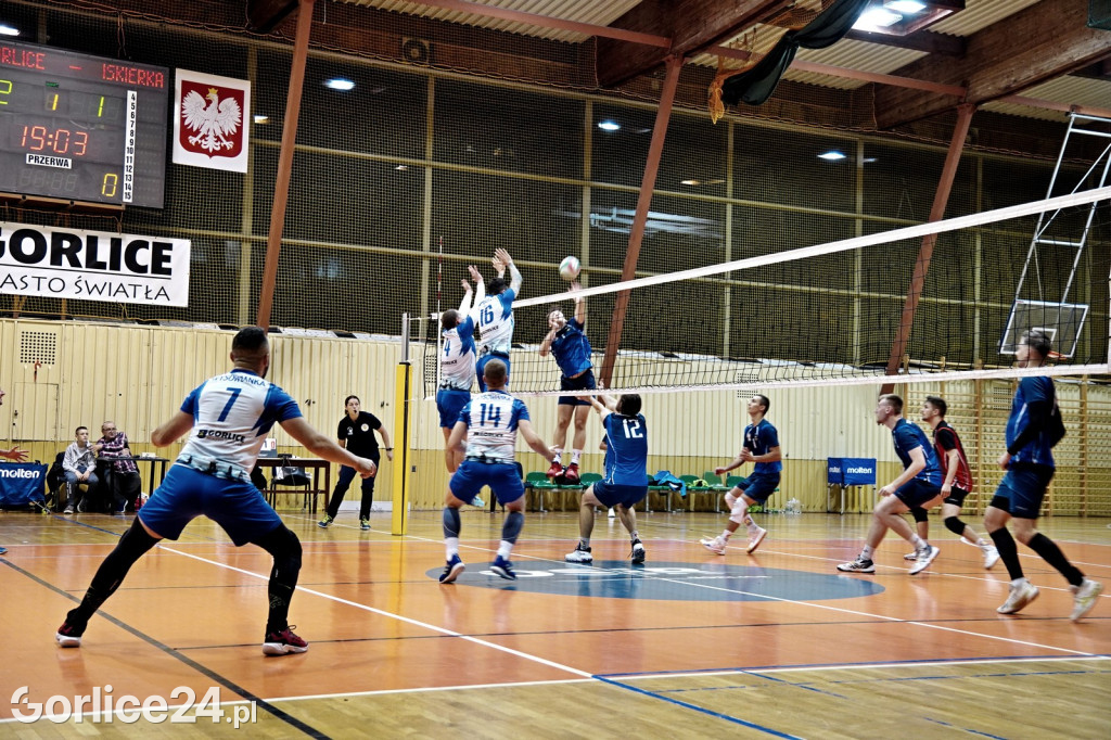 Siatkówka: GKPS vs Iskierka Tarnów (14.10.)