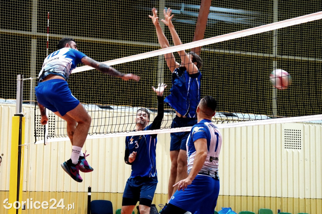 Siatkówka: GKPS vs Iskierka Tarnów (14.10.)