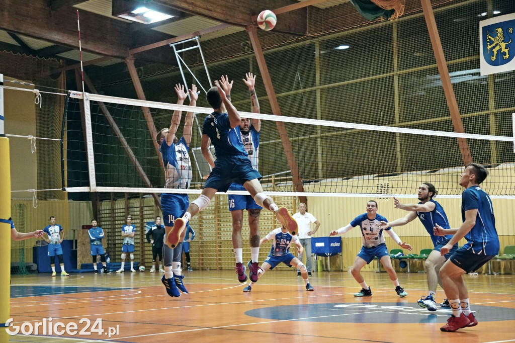 Siatkówka: GKPS vs Iskierka Tarnów (14.10.)