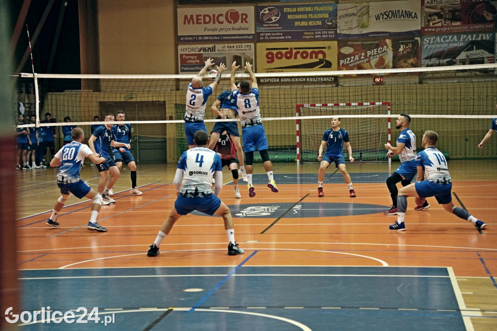 Siatkówka: GKPS vs Iskierka Tarnów (14.10.)