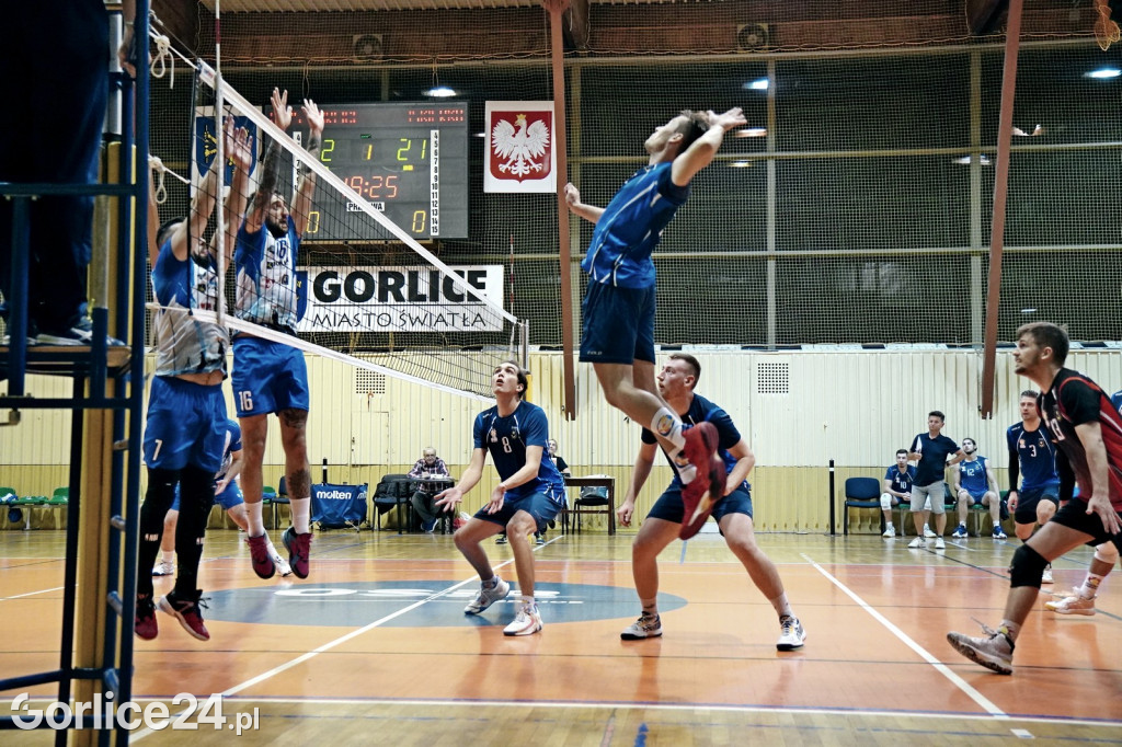 Siatkówka: GKPS vs Iskierka Tarnów (14.10.)
