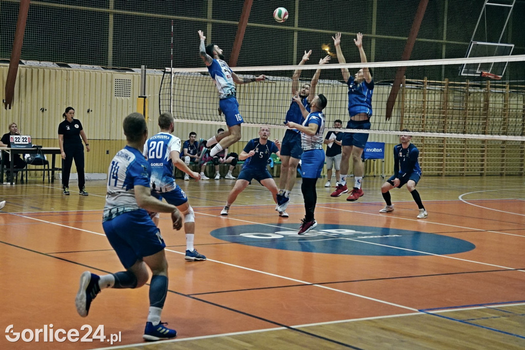 Siatkówka: GKPS vs Iskierka Tarnów (14.10.)
