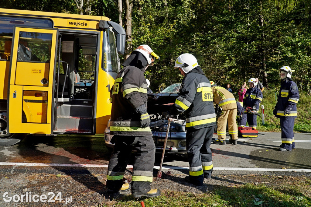 Masowy wypadek w Bednarce 19.10