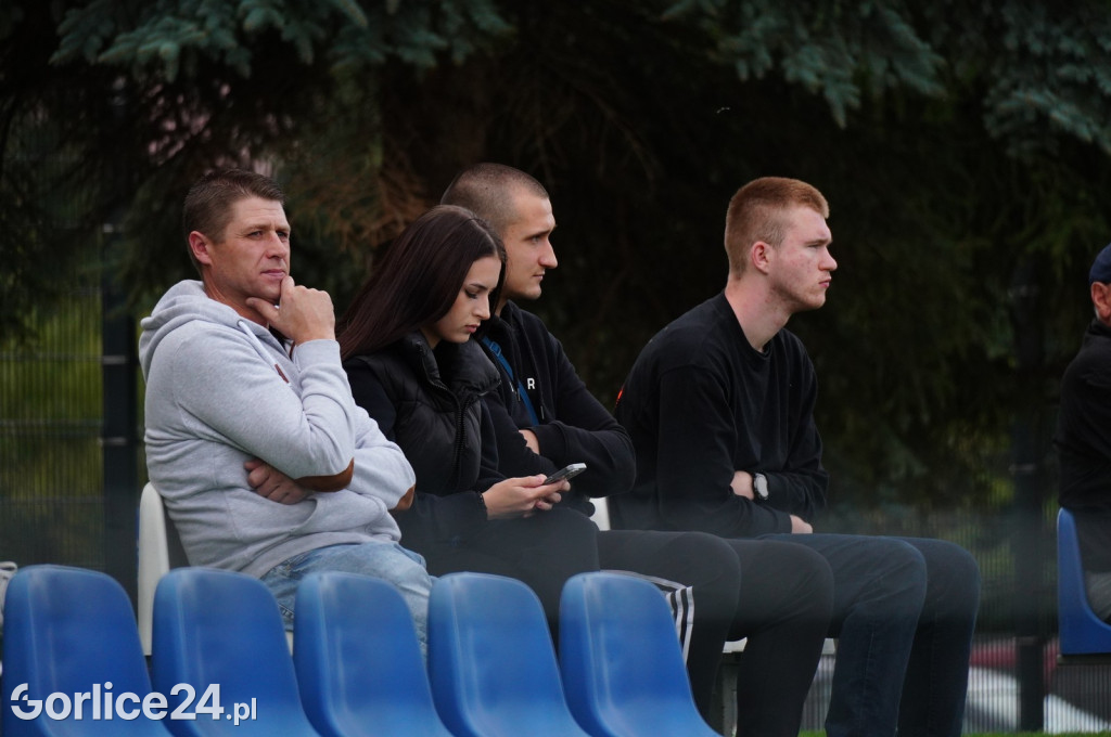 IV Liga: GKS Glinik vs LKS Jawiszowice (21.10.)