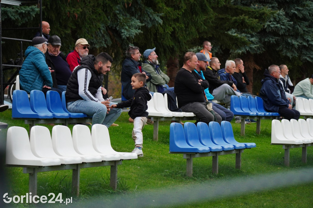 IV Liga: GKS Glinik vs LKS Jawiszowice (21.10.)