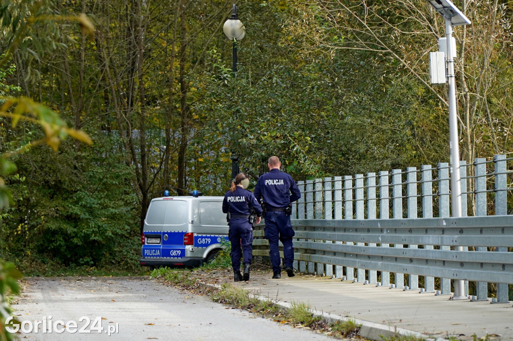 Gorlice. Ujawniono zwłoki w rzece (28.10.)