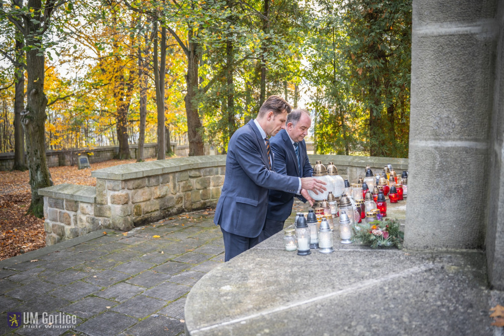 Oddali hołd poległym żołnierzom słoweńskim 31.10