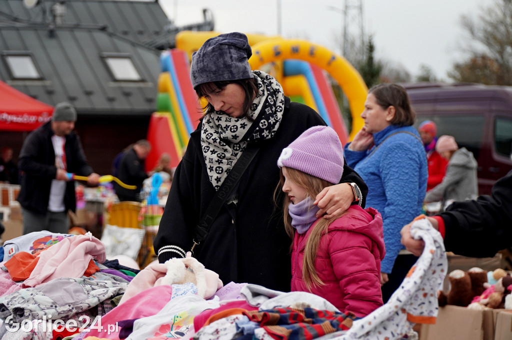 Charytatywny Pchli Targ dla Wiktorii Wróbel (4.11)